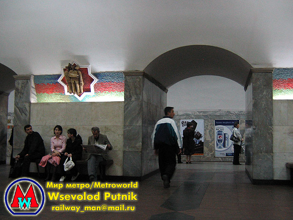 http://metroworld.ruz.net/others/images/baku/08_28may_03.jpg